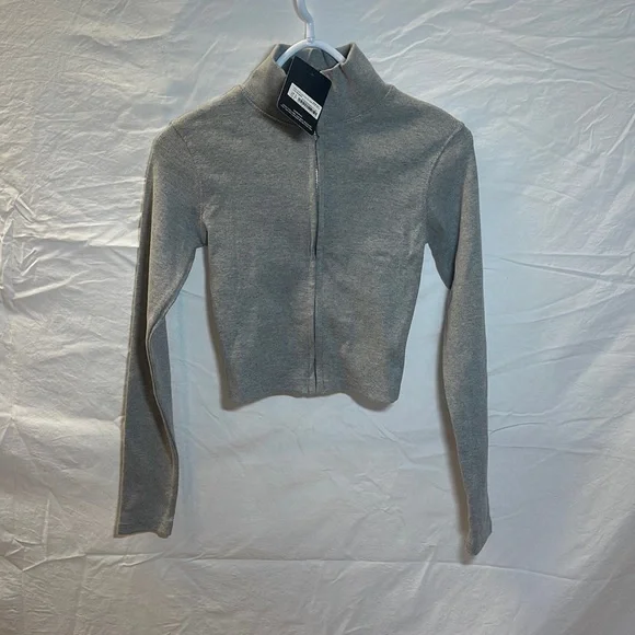 PrettyLittleThing Top - Picture 2 of 6